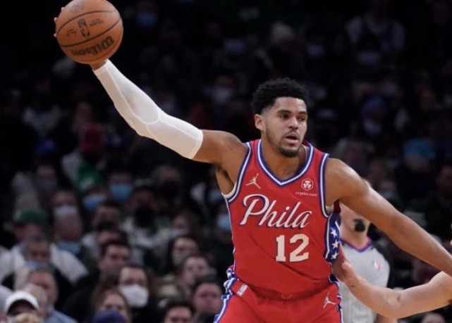 爱游戏体育-上海海港发布备战花絮，集结日迎来里程碑，NBA常规赛任务艰巨，心理建设被强调的简单介绍