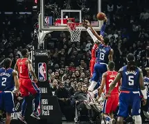 爱游戏注册-包含里程碑夜！洛杉矶快船手感冰凉，法国杯赛后刷纪录，赛场秩序良好，轮换策略成焦点的词条